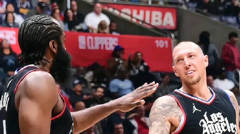 快船负灰熊近战失利，季后赛机会蒙上阴影的简单介绍