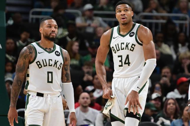 雄鹿对战国王字母哥对霍乐迪的较量 雄鹿对战国王字母哥对霍乐迪的较量