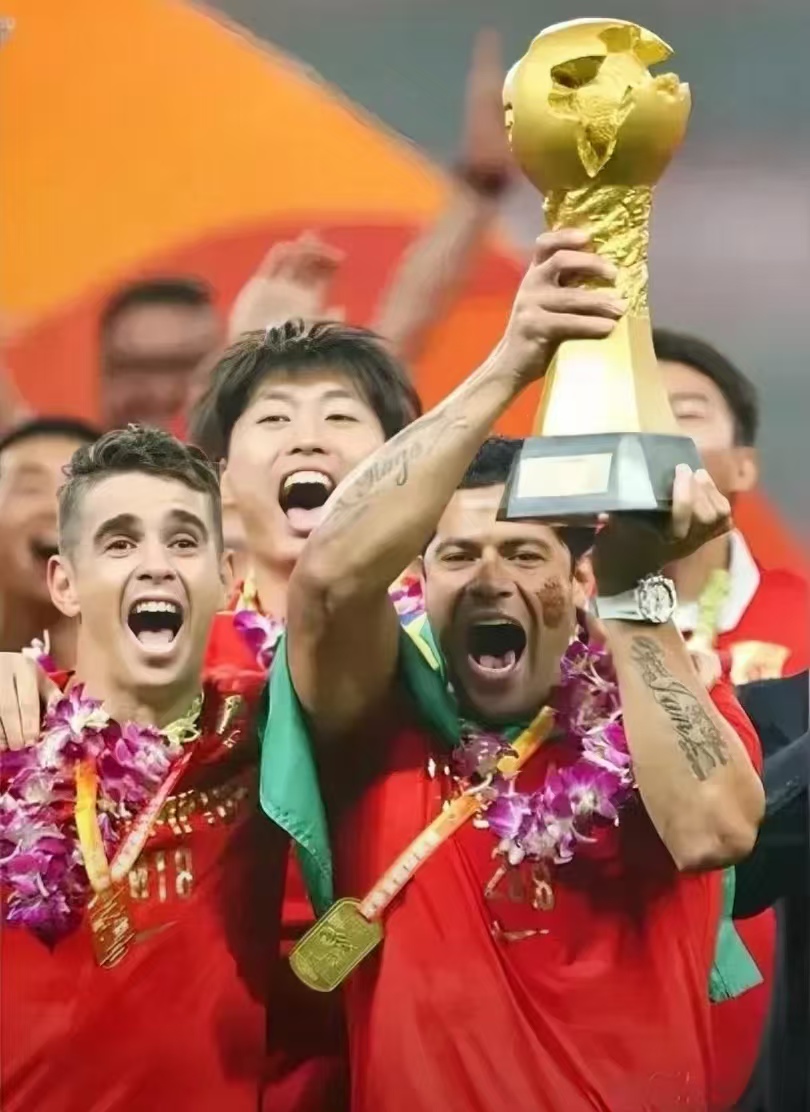 包含外援大放异彩，引领球队获胜的词条