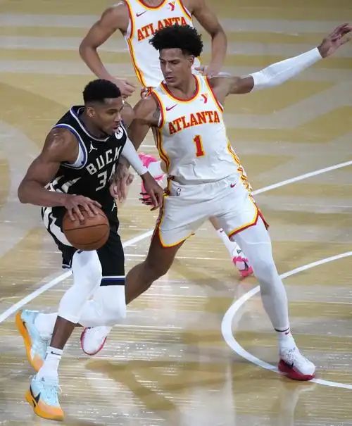 雄鹿主场再胜，球队士气大增的简单介绍