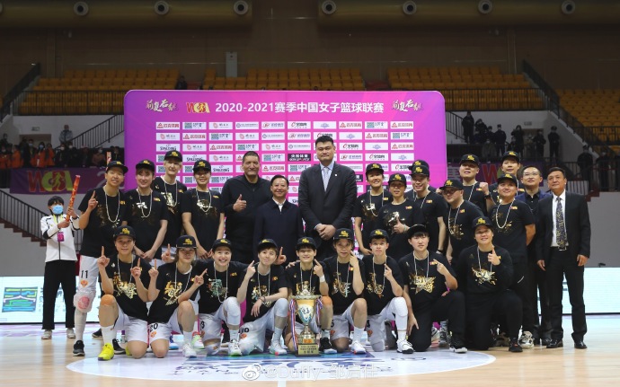 西蒙斯全能发挥,帮助澳大利亚女篮晋级亚军 西蒙斯全能发挥,帮助澳大利亚女篮晋级亚军