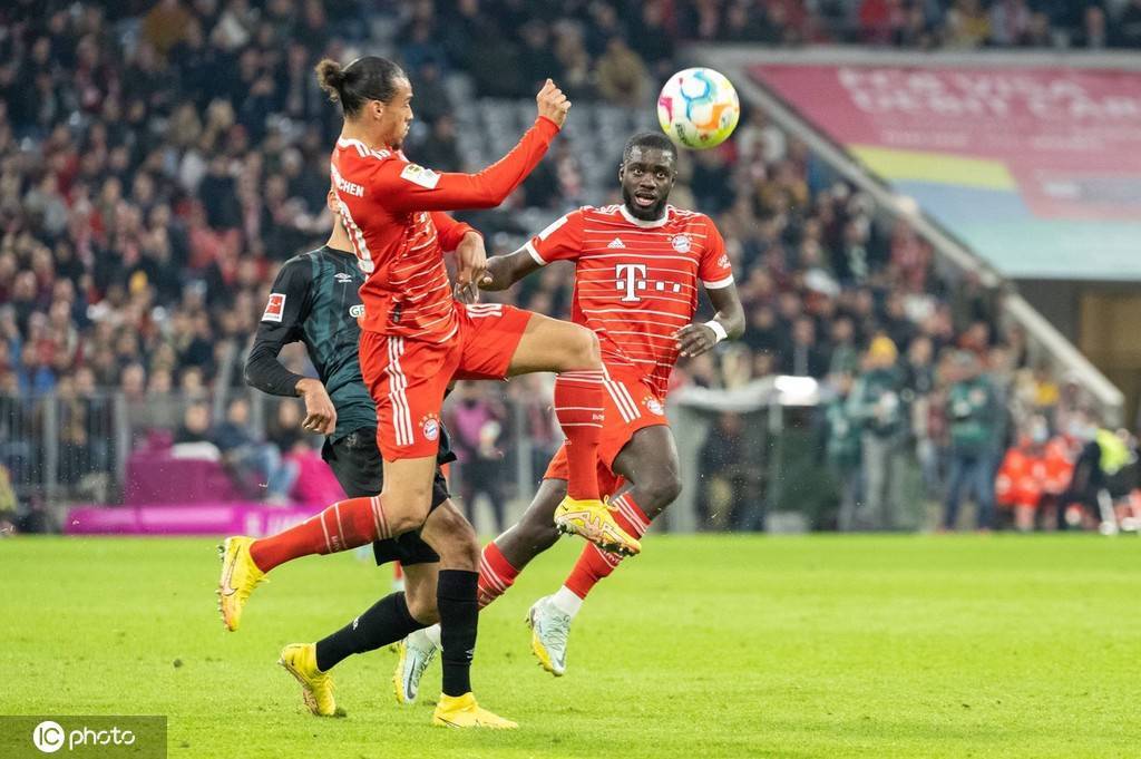 拜仁遭遇曼城碾压，中超局势紧张的简单介绍