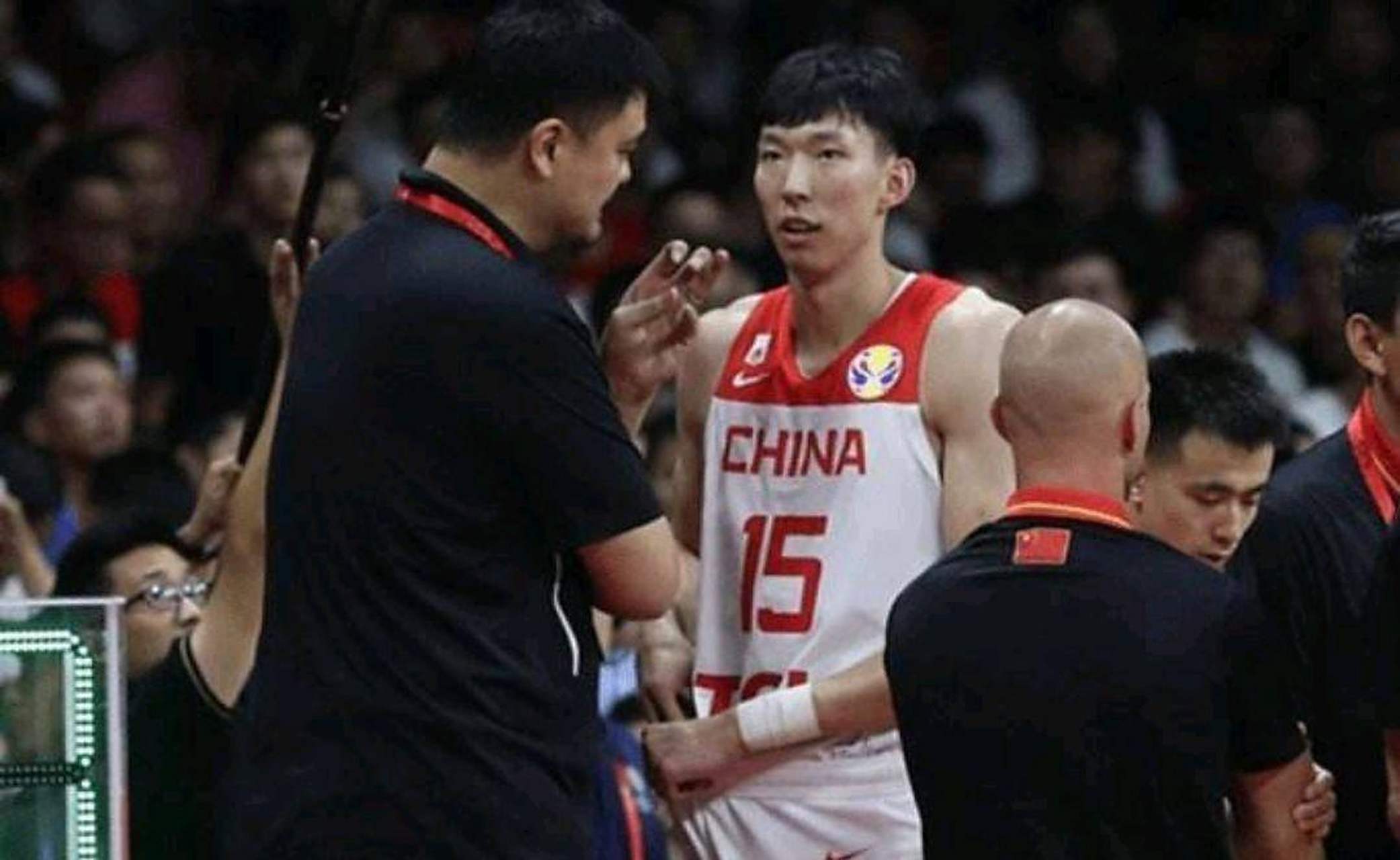 香港男篮力挽狂澜，绝杀绝胜