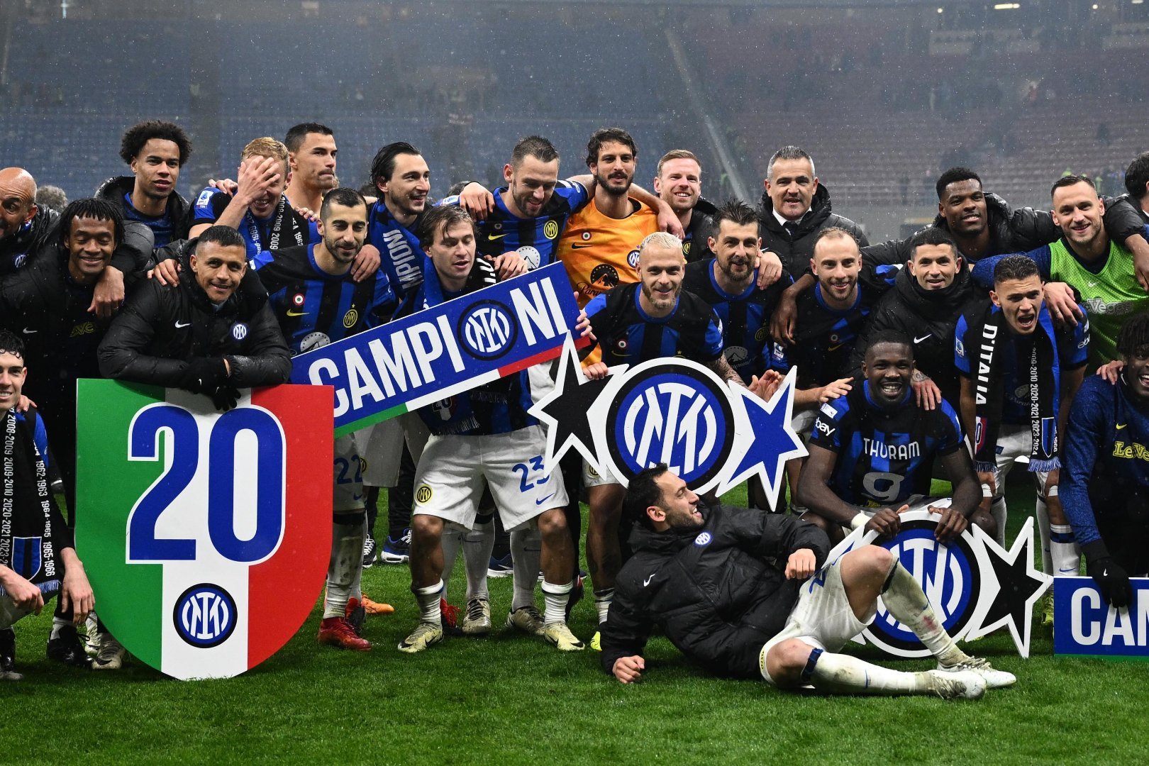 关于国际米兰客场逼平锡耶纳延长联赛不败纪录的信息 关于国际米兰客场逼平锡耶纳延长联赛不败纪录的信息