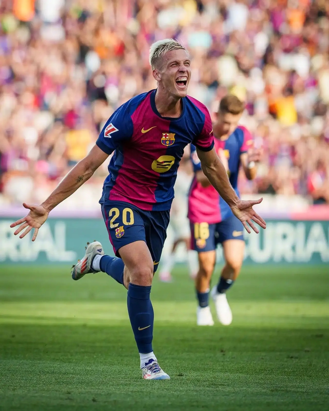 关于塞维利亚险胜瓦拉多利德主场甜蜜笑容的信息