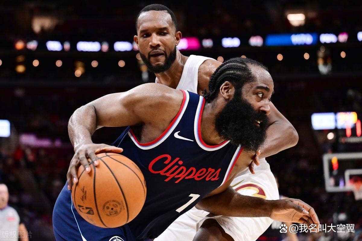 快船击败骑士豪取客场胜利