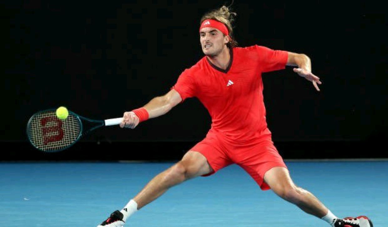 法国网球队逆转意大利网球队，西西帕斯打破历史纪录