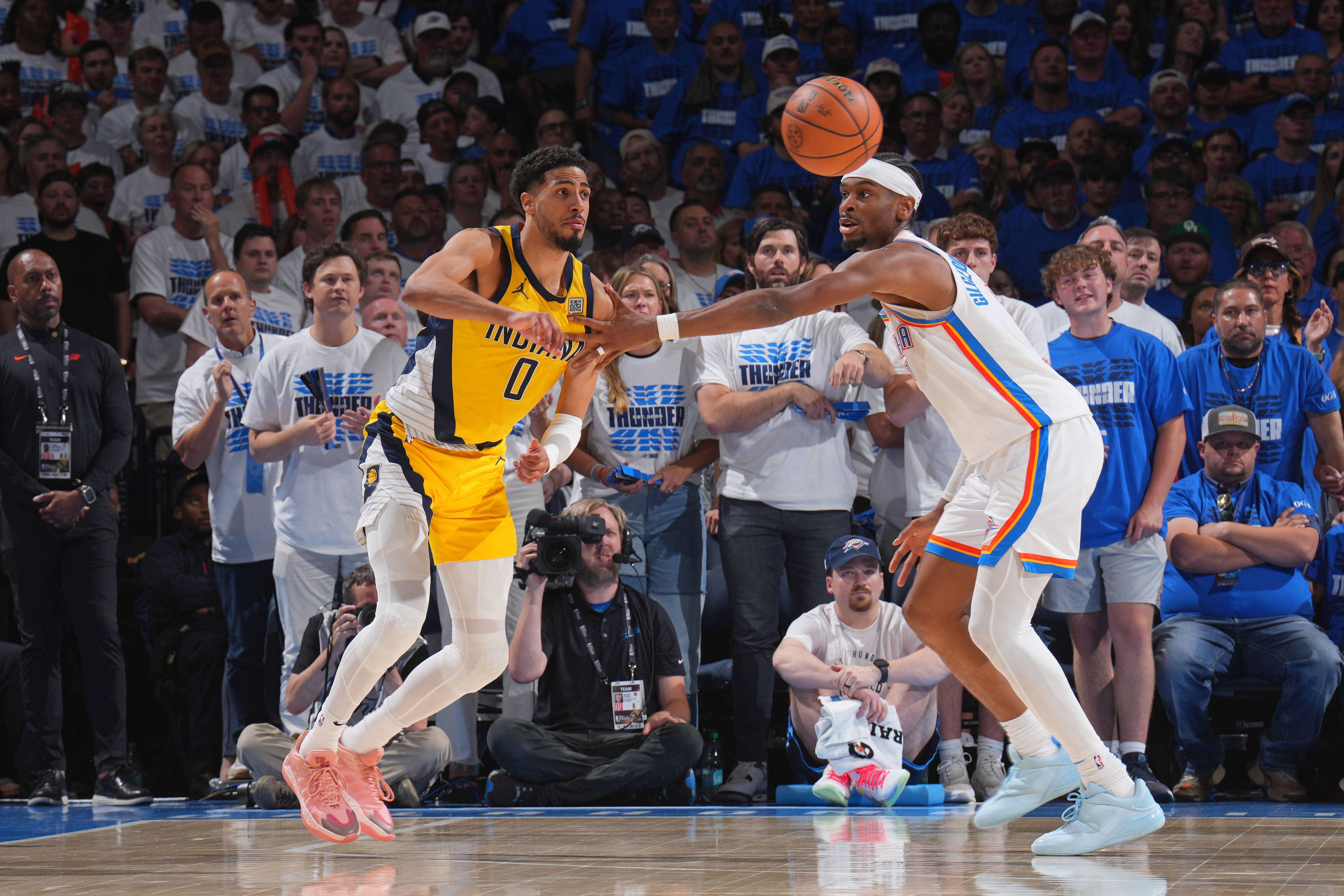 步行者完胜公牛,周琦统治全场 步行者完胜公牛,周琦统治全场