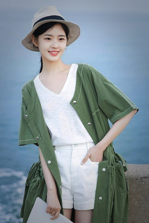 防守铁幕与孤胆英雄，掘金封锁太阳，武切维奇在英超争冠接管比赛的双重启示