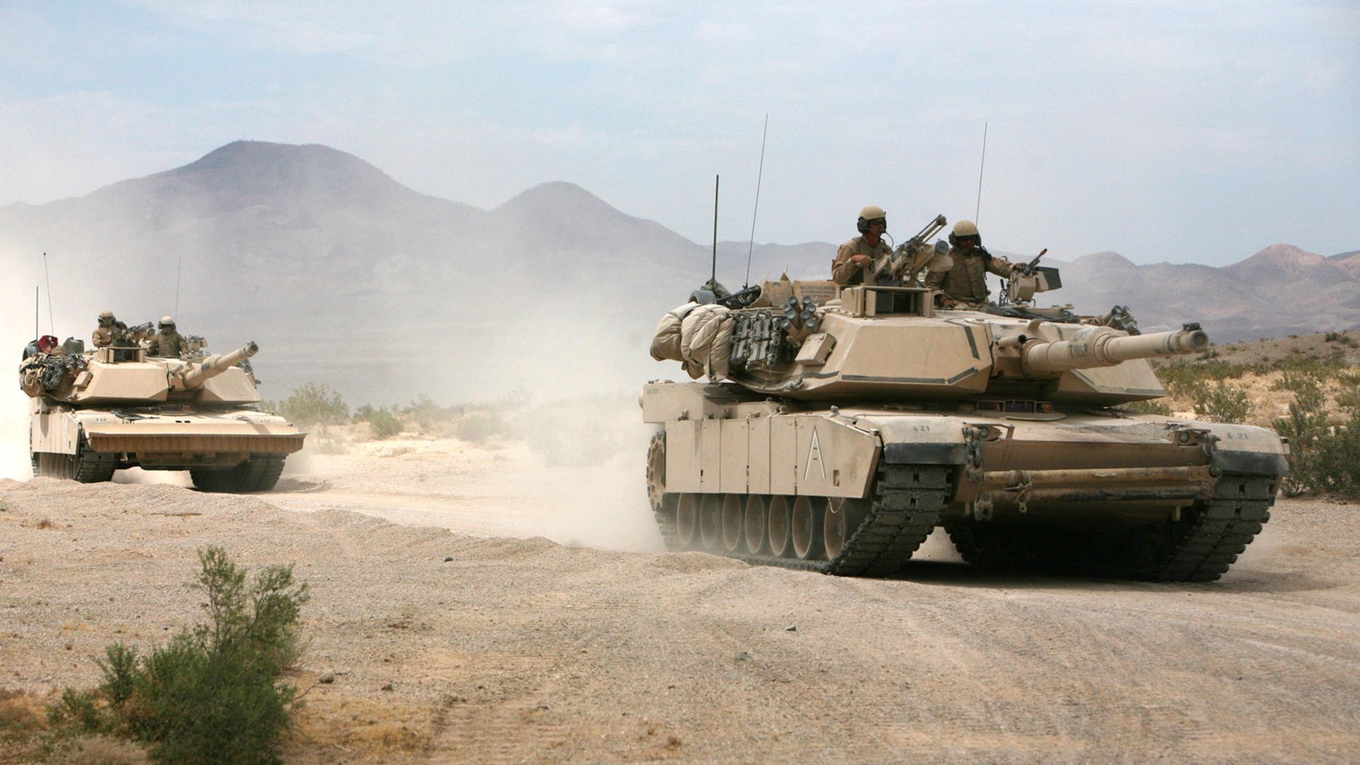 英格拉姆一剑封喉！湖人巅峰对决险胜尼克斯，沉默杀手终成关键先生