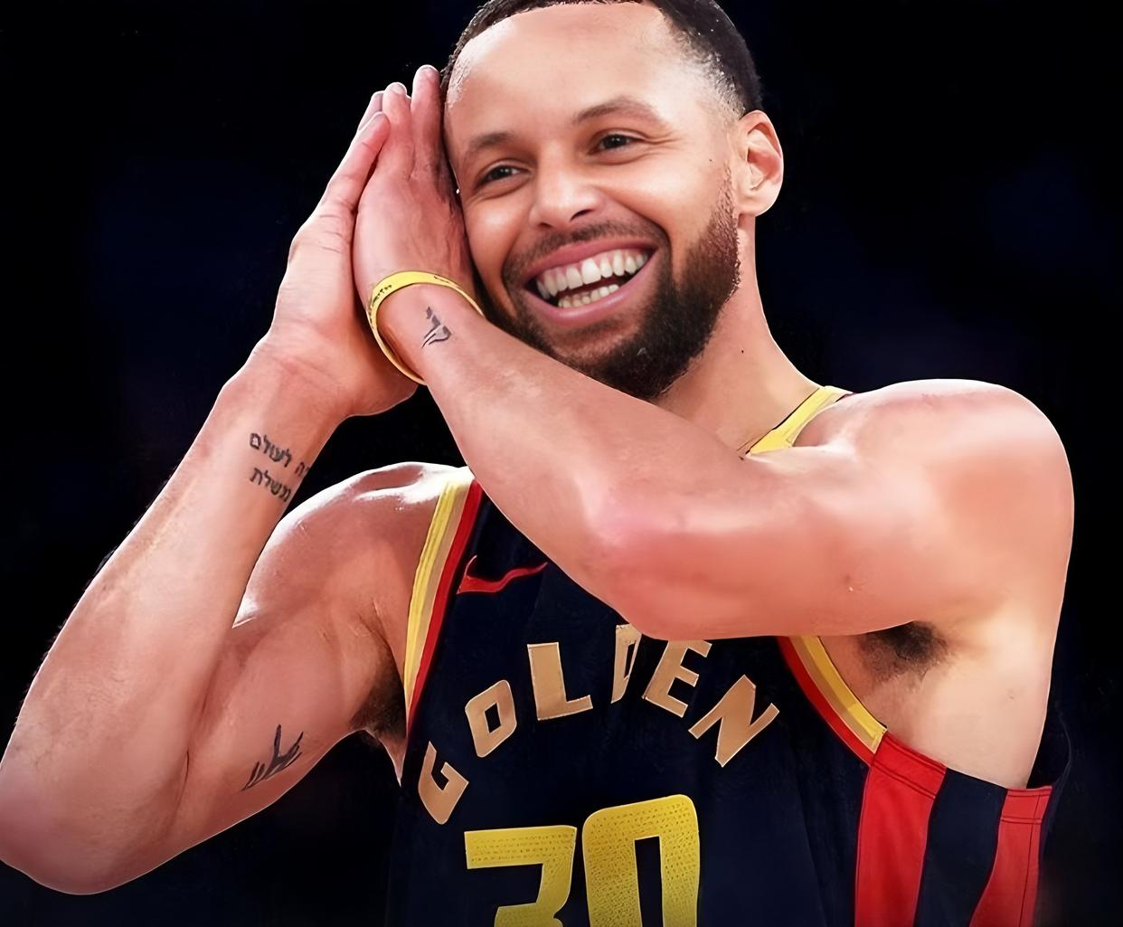 英超争冠之夜,库里进攻端无人可挡 英超争冠之夜,库里进攻端无人可挡