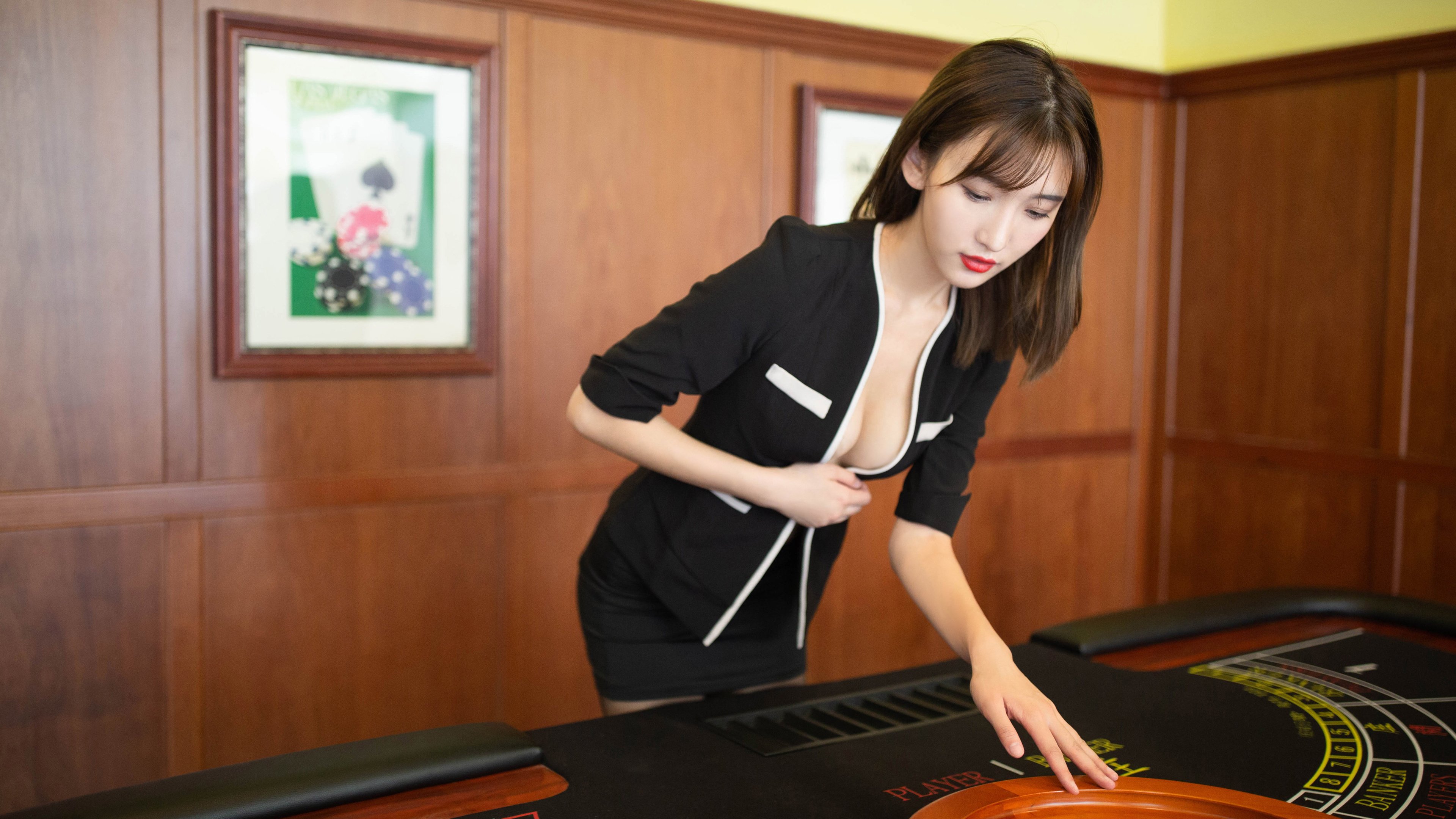 库尔图瓦城门失守，雷恩防线崩盘，现代足球的盾何以千疮百孔？