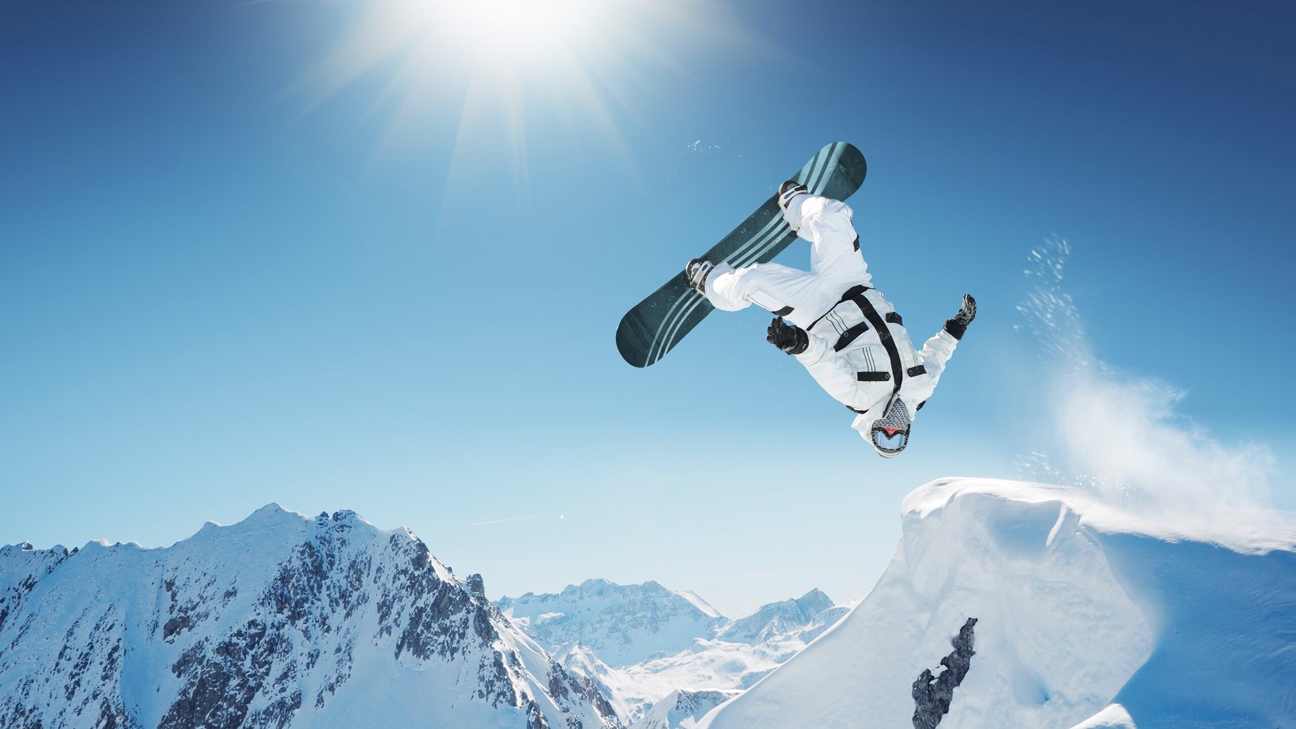 雷霆压哨绝杀黄蜂！布伦森单骑救主诠释纽约新王定义